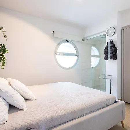 Ensuite Deluxe Jacuzzi & Parking Privado Apartment Fuengirola